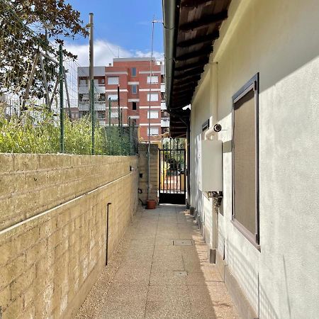 Willa Independent House With Private Patio In Rzym Zewnętrze zdjęcie